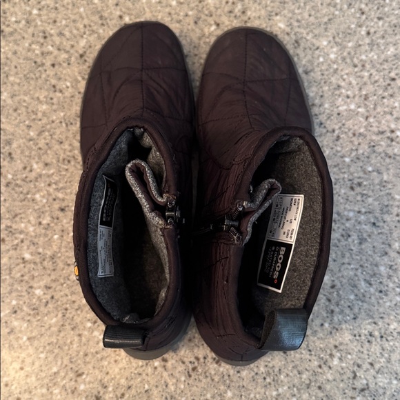 BOGS Snowday Low Black Winter Boots - Picture 4 of 12